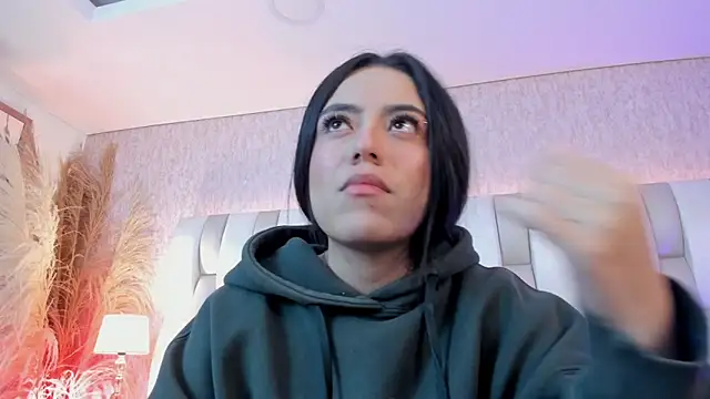 Rebeca jones online show from February 16, 12:37 pm