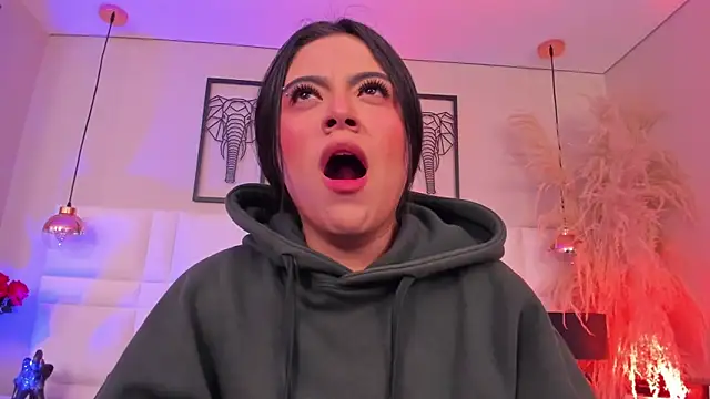 Rebeca jones online show from December 2, 12:18 pm