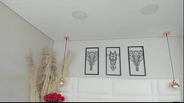 Rebeca jones online show from October 1, 12:20 pm