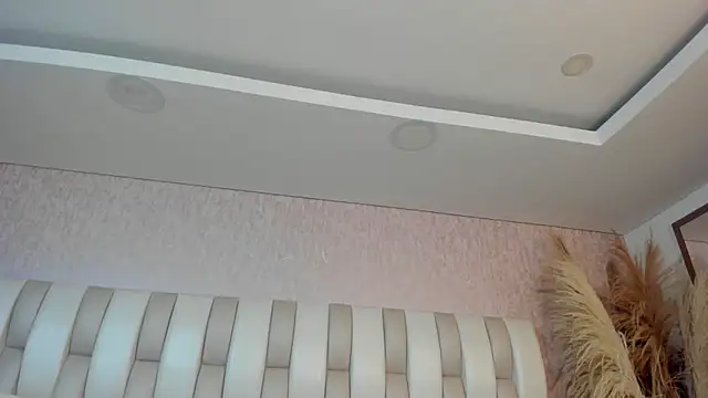 Rebeca jones online show from April 16, 12:17 pm