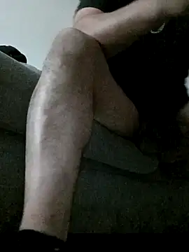 hungpenis210 online show from May 20, 3:09 pm