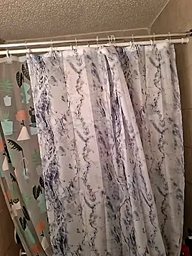 hungpenis210 online show from December 19, 9:28 pm