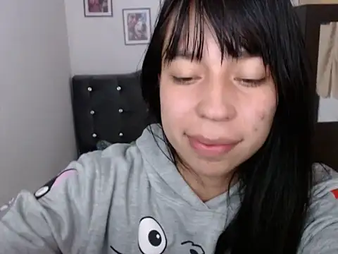 Snapshot of xx_nath_xx chatting on December 28, 1:29 am xx nath xx online show from December 28, 1:29 am