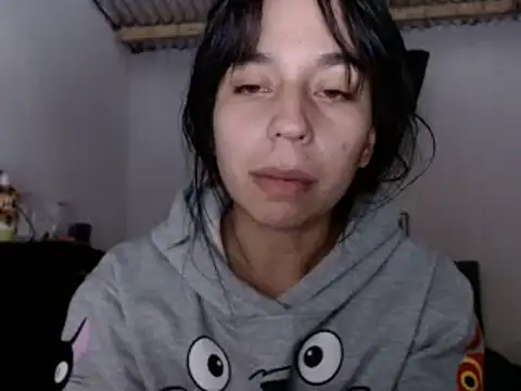 Snapshot of xx_nath_xx chatting on March 9, 1:04 am xx nath xx online show from March 9, 1:04 am