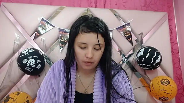 nathaly low1 online show from October 24, 3:05 am