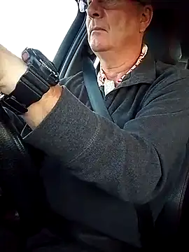 stiffandlubedxh online show from February 5, 8:15 pm