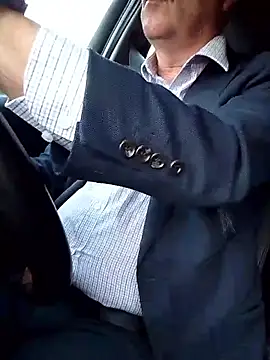 stiffandlubedxh online show from February 25, 8:08 pm