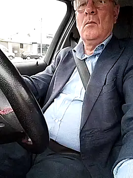 stiffandlubedxh online show from April 12, 9:18 pm