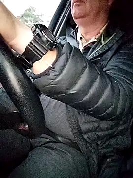 stiffandlubedxh online show from March 19, 8:20 pm