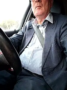 stiffandlubedxh online show from April 13, 9:08 pm