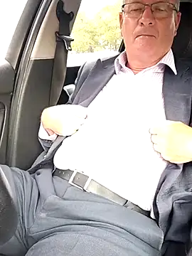 stiffandlubedxh online show from January 7, 8:58 pm