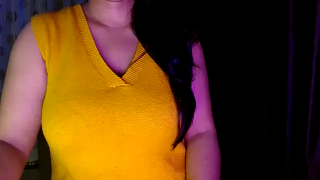 janifer001 online show from January 6, 12:03 am