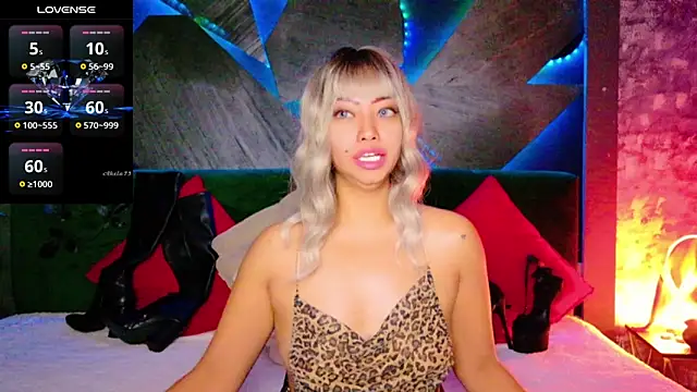 ElyaQuinn online show from November 21, 7:51 am