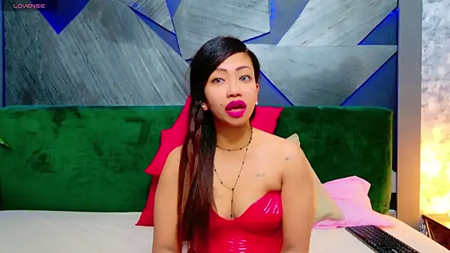 ElyaQuinn online show from March 3, 6:24 pm