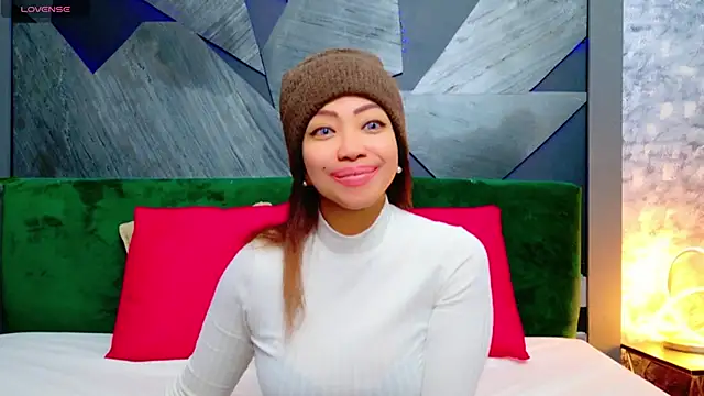 ElyaQuinn online show from February 27, 10:11 am