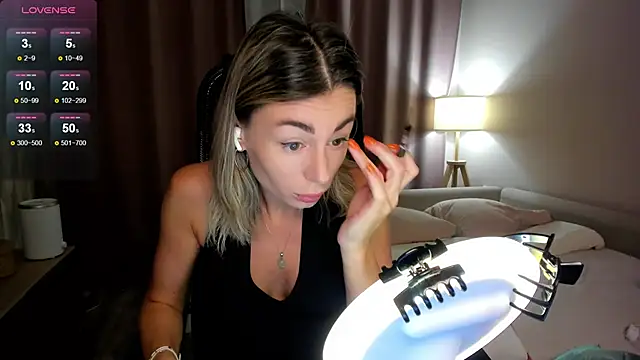 DannaEvan online show from November 28, 1:28 am