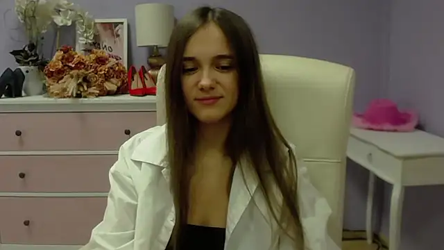 Snapshot of dirtyxEmily chatting on February 1, 7:47 am dirtyxEmily online show from February 1, 7:47 am