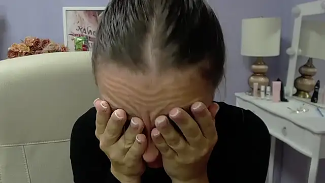 Snapshot of dirtyxEmily chatting on September 17, 6:37 am dirtyxEmily online show from September 17, 6:37 am