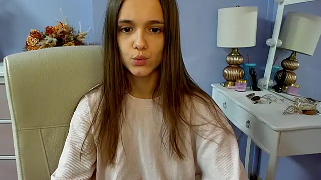 Snapshot of dirtyxEmily chatting on February 26, 7:19 am dirtyxEmily online show from February 26, 7:19 am