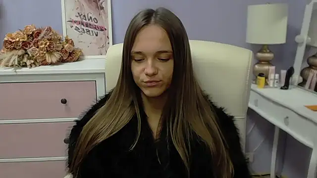 Snapshot of dirtyxEmily chatting on November 6, 7:45 am dirtyxEmily online show from November 6, 7:45 am