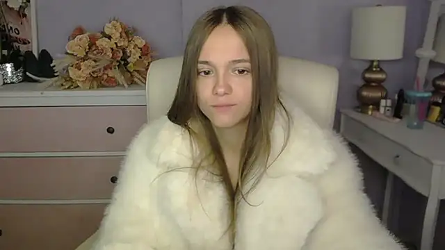 Snapshot of dirtyxEmily chatting on November 18, 7:44 am dirtyxEmily online show from November 18, 7:44 am