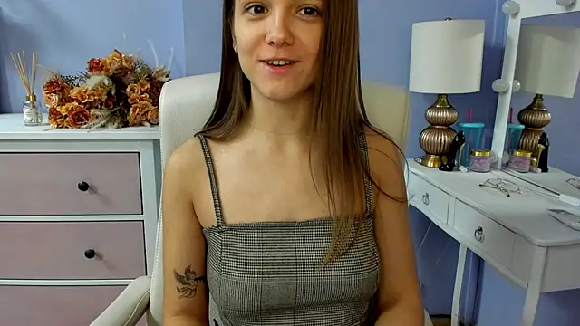 dirtyxEmily online show from March 23, 7:30 am