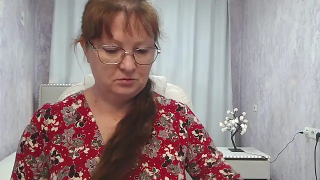 Snapshot of VanessaHotts chatting on May 25, 5:07 am VanessaHotts online show from May 25, 5:07 am