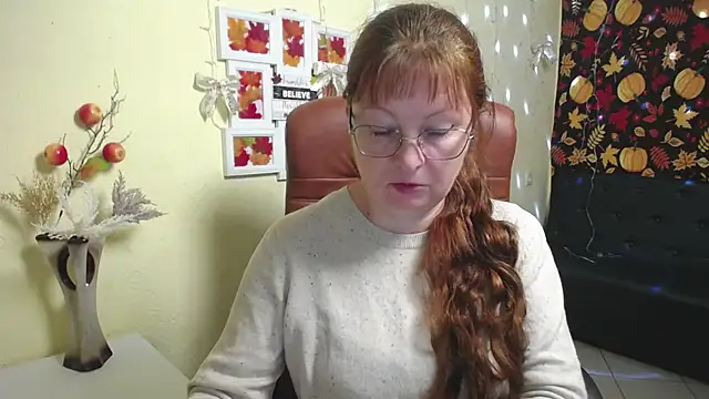 VanessaHotts online show from November 24, 6:02 am