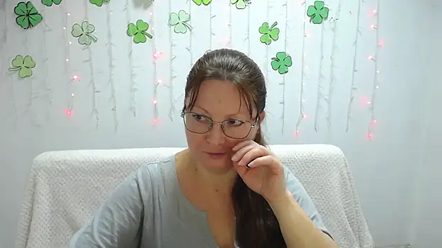 Snapshot of VanessaHotts chatting on March 22, 9:24 am VanessaHotts online show from March 22, 9:24 am