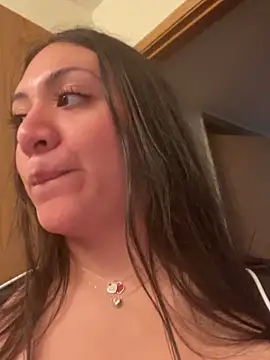 BustiBunny69 online show from March 6, 9:09 pm