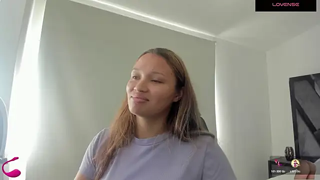 AnnieAndStefan online show from May 15, 1:31 pm