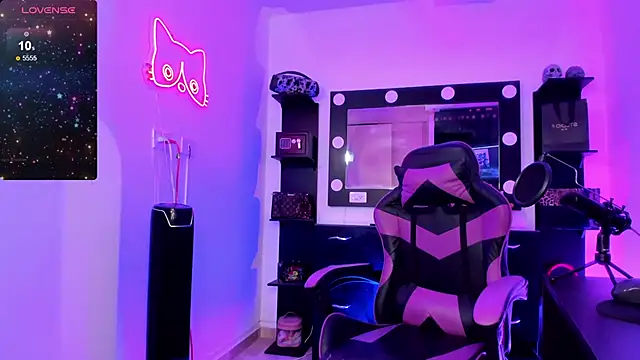 miss kitty online show from February 24, 12:11 am