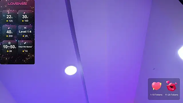 Snapshot of miss_kitty chatting on October 21, 12:43 am miss kitty online show from October 21, 12:43 am