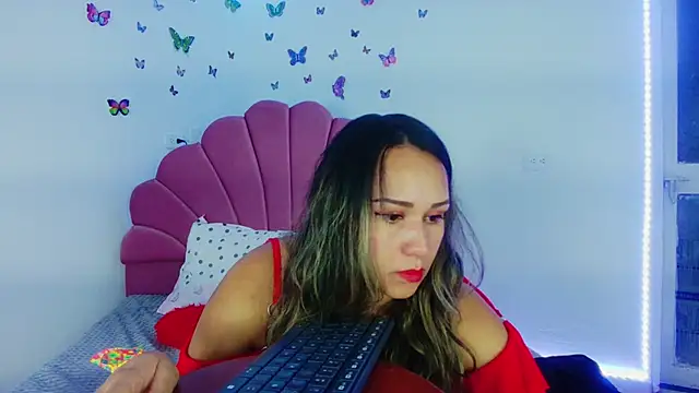 paula brausin online show from September 20, 2:27 am