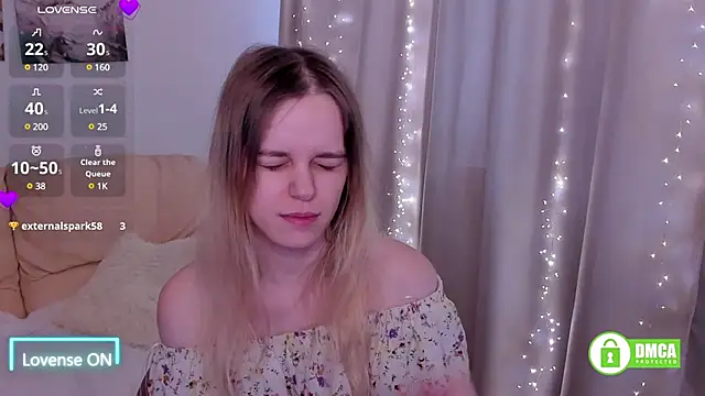 Snapshot of lady_bellaa chatting on March 2, 12:36 pm lady bellaa online show from March 2, 12:36 pm