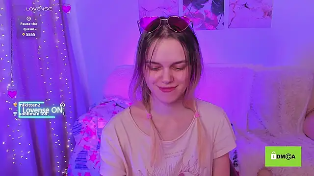 Snapshot of lady_bellaa chatting on January 30, 12:59 pm lady bellaa online show from January 30, 12:59 pm