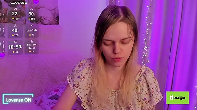Snapshot of lady_bellaa chatting on February 10, 8:42 am lady bellaa online show from February 10, 8:42 am