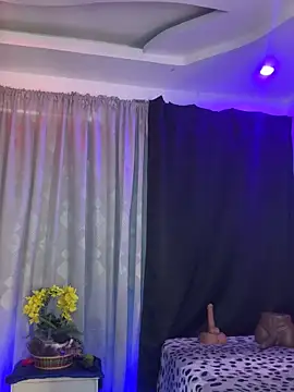 lonely shewolf online show from September 20, 6:57 pm