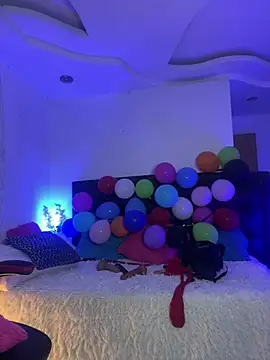 lonely shewolf online show from March 18, 5:55 pm