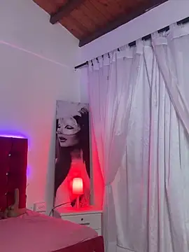 lonely shewolf online show from October 15, 3:31 pm