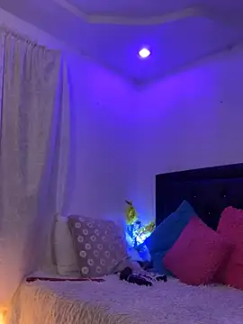 lonely shewolf online show from March 1, 9:48 pm