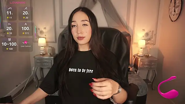 Snapshot of maggietime chatting on November 7, 9:19 pm maggietime online show from November 7, 9:19 pm