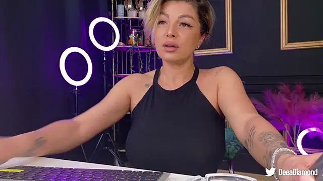 DeeaDiamondd online show from March 9, 11:03 pm