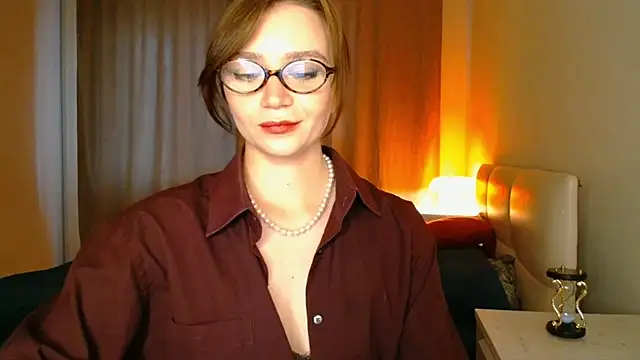 Shadow Passion online show from September 9, 7:07 am