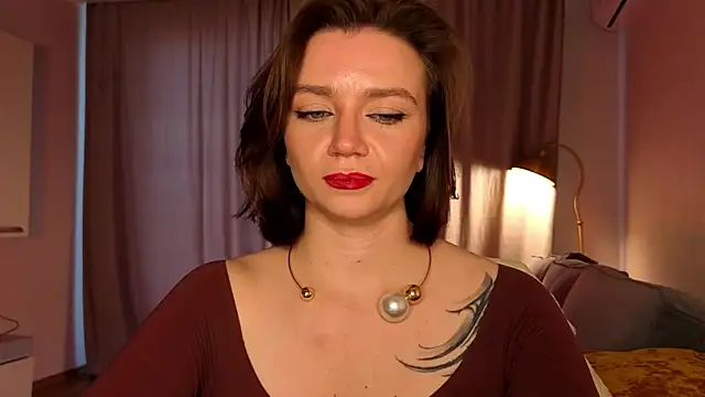 Shadow Passion online show from April 10, 7:15 am