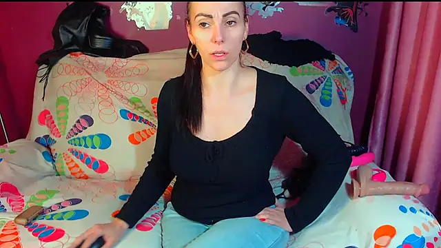 milflovelyxxx online show from April 14, 9:25 am