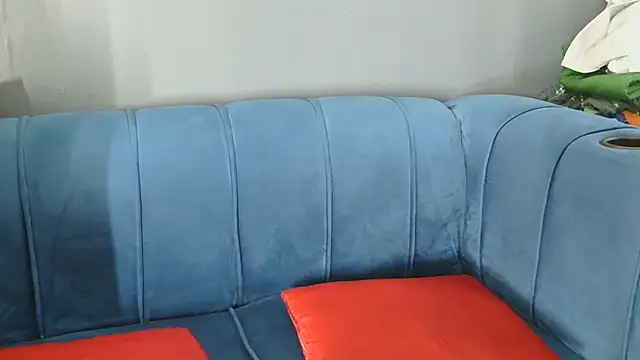 AddictiveAssCurves online show from May 20, 6:32 am