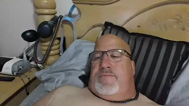 Bigbear0563 online show from September 21, 5:45 am