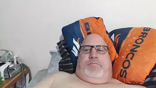 Bigbear0563 online show from March 14, 7:12 pm