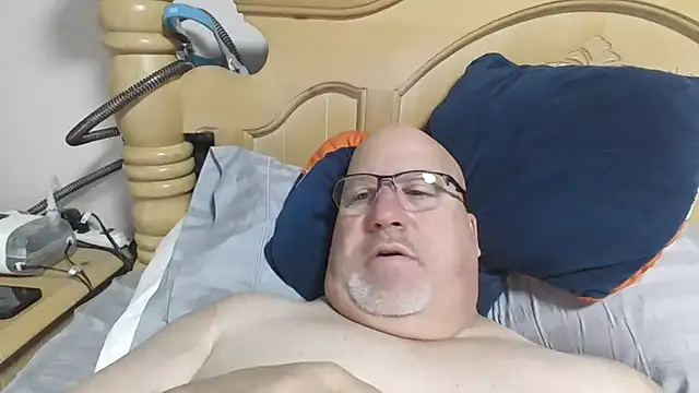 Bigbear0563 online show from February 8, 4:26 pm